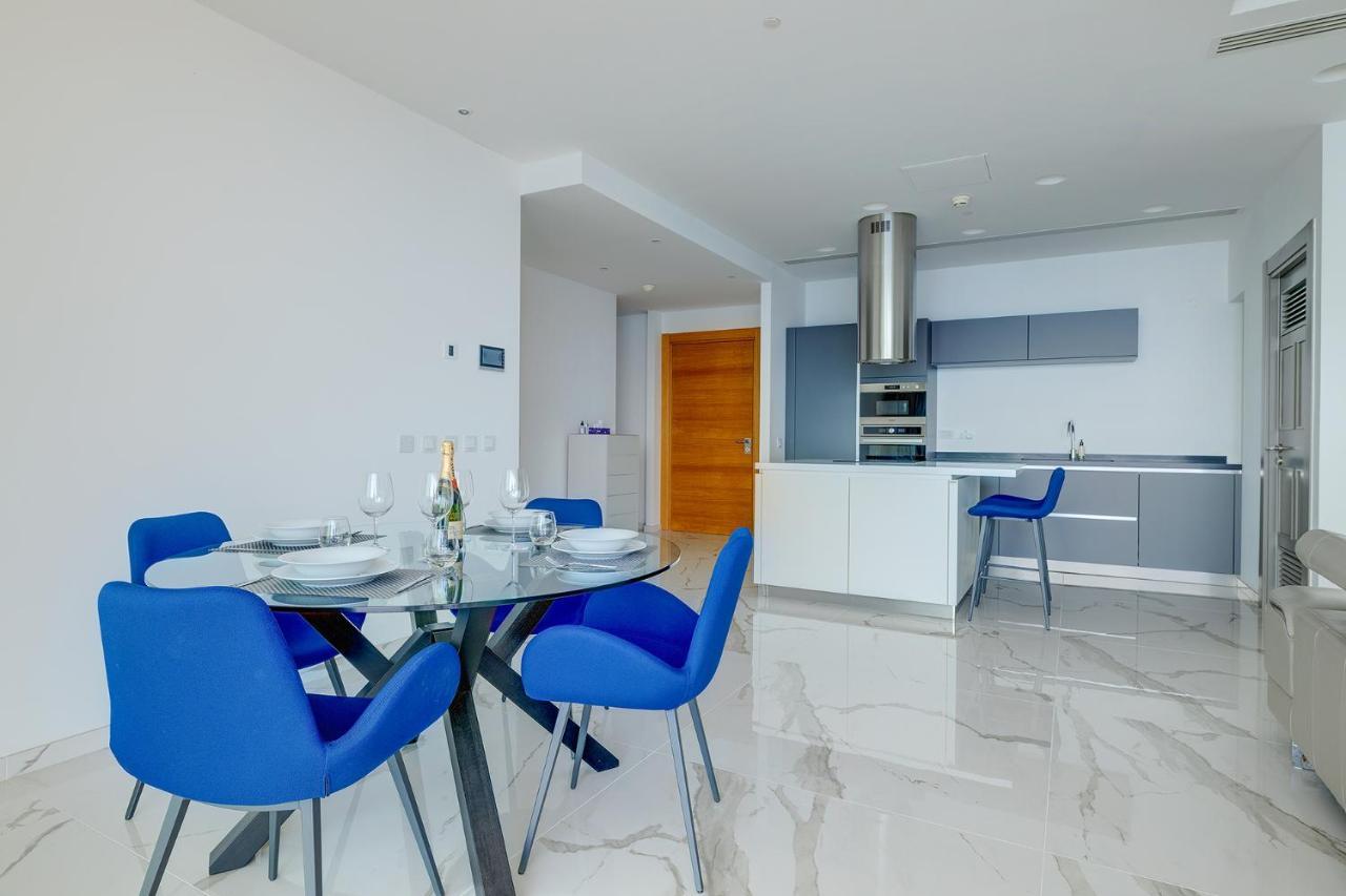 סליאמה Super Luxury Apartment In Tigne Point, Amazing Sea Views מראה חיצוני תמונה